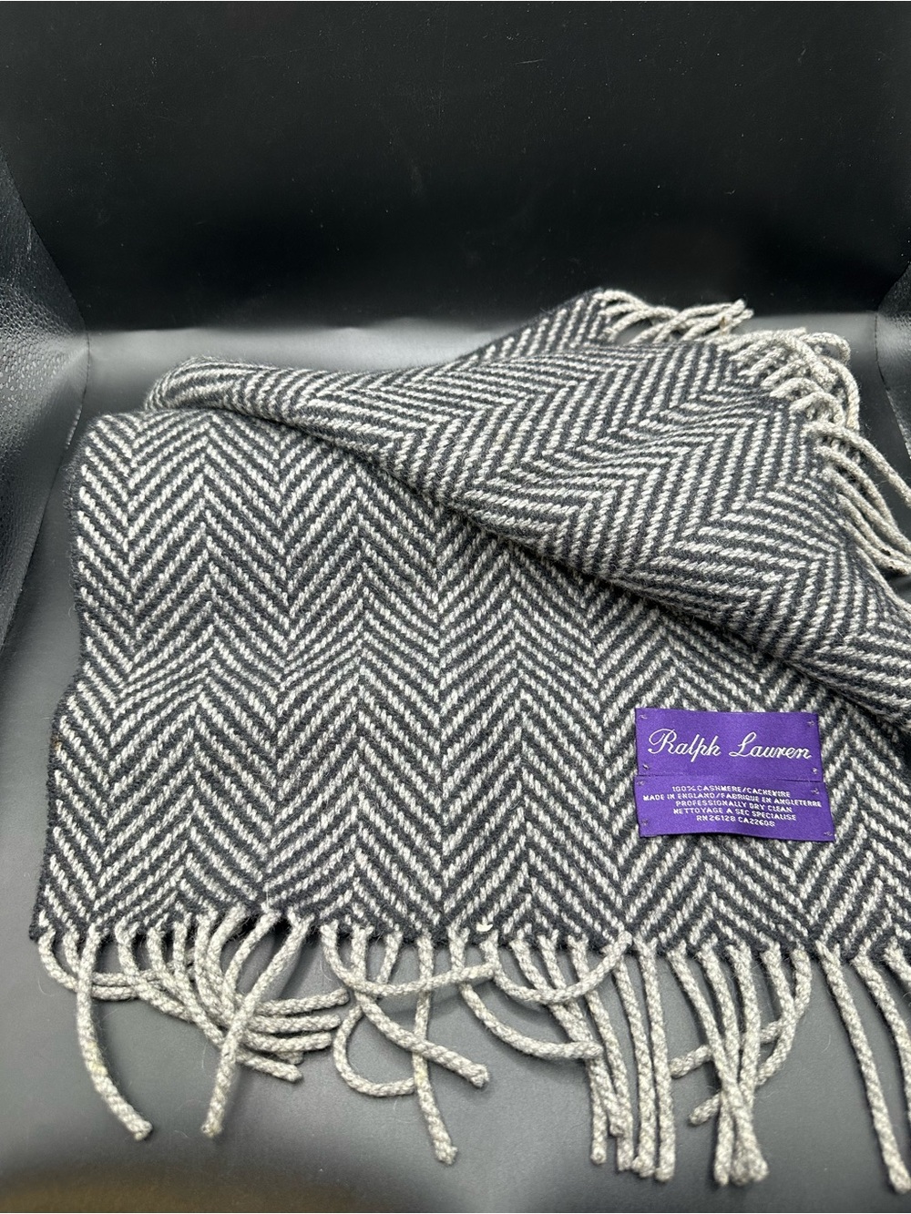 Ralph Lauren Purple Label England Gray Herringbone Cashmere Scarf